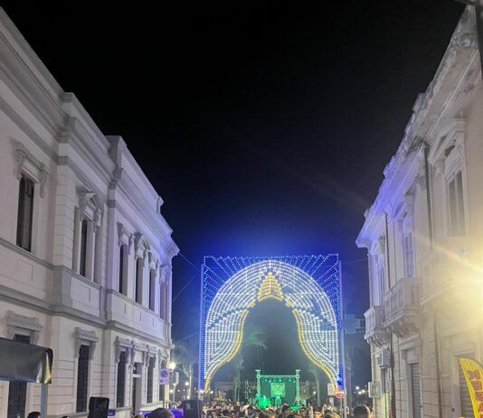 Notte Bianca di Palmi, straordinario successo di gente: una città gremita per una serata da ricordare