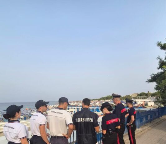 Estate sicura, controlli dei Carabinieri negli stabilimenti balneari: sequestrati oltre 60 chili di alimenti e sanzioni per 25mila euro