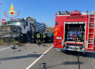 Incidente su SS 106: disagi alla circolazione, strada chiusa al traffico