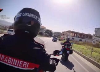 Tentano il furto in un’abitazione: due persone arrestate