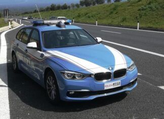 In bicicletta sull’A2, fermato dalla Polizia Stradale: era ricercato per scontare una condanna