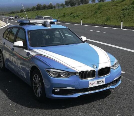 In bicicletta sull’A2, fermato dalla Polizia Stradale: era ricercato per scontare una condanna