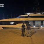 Roccella Jonica, sequestrato yacht di lusso: contestato contrabbando aggravato.Evasione per oltre 2 milioni di euro