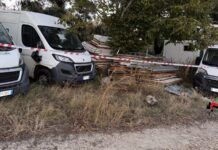 Gestione illecita e abbandono di rifiuti pericolosi in area protetta – deferito 58enne