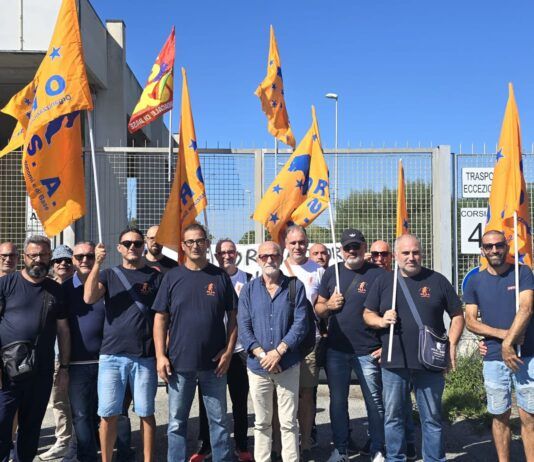 Gioia Tauro, adesione al 75% allo sciopero dei portuali. Il lavoro portuale è usurante e i lavoratori lo hanno detto forte e chiaro