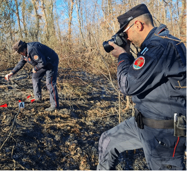 Incendio boschivo doloso, arrestato mentre appicca il fuoco: decisivo un drone