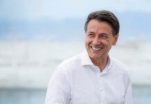 Calabria – Conte incontra trasportatori e agricoltori: “Sono qui per ascoltarvi”