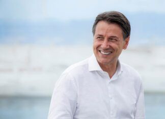Calabria – Conte incontra trasportatori e agricoltori: “Sono qui per ascoltarvi”