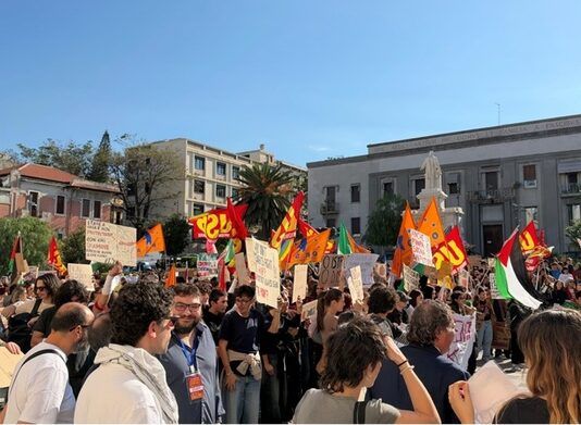 Sciopero generale, circa un migliaio in piazza a Reggio Calabria