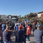 Caro carburante, la protesta prosegue: cinquanta trattori e oltre 200 agricoltori in piazza