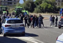 Caro gasolio, gli agricoltori non si fermano: trattori ancora in protesta sull’A2, venerdì scattano quattro presidi in Calabria