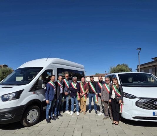 Cinquefrondi – nove sindaci sanciscono la rivoluzione della mobilità: mezzi elettrici e inclusivi per tutto il territorio