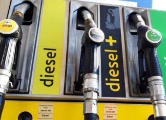 Carburanti, in Calabria pochi distributori vendono il diesel sotto i 2,2 euro:i dati provincia per provincia