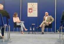 Rosarno, successo per la presentazione del libro su Freddie Mercury di Vincenzo Furfaro, organizzata dall’associazione FIBI ROYAL CLUB APS